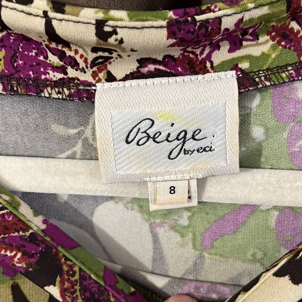 Beige by Eci, Size 8, Multi colored floral, 3/4 sleeves, beautiful colors - Picture 2 of 3